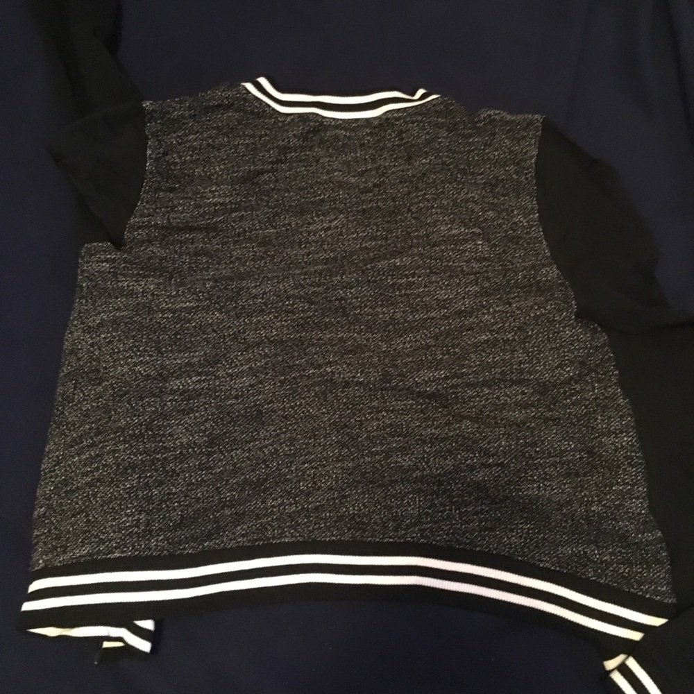Bomber jacket - Picture 4 of 4